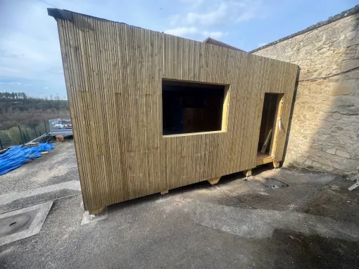 Installation et pose de bardage bois ou composite à Cambrai par M'BOIS, Saint-Quentin, M'BOIS